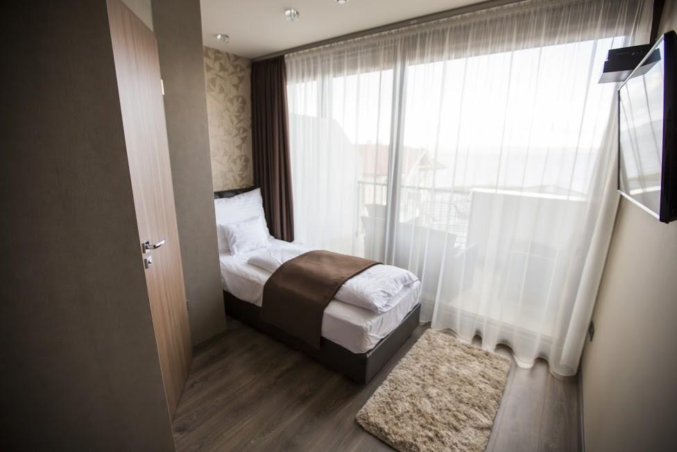 Pole Position Beach Hotel Balatonszarszo Luaran gambar
