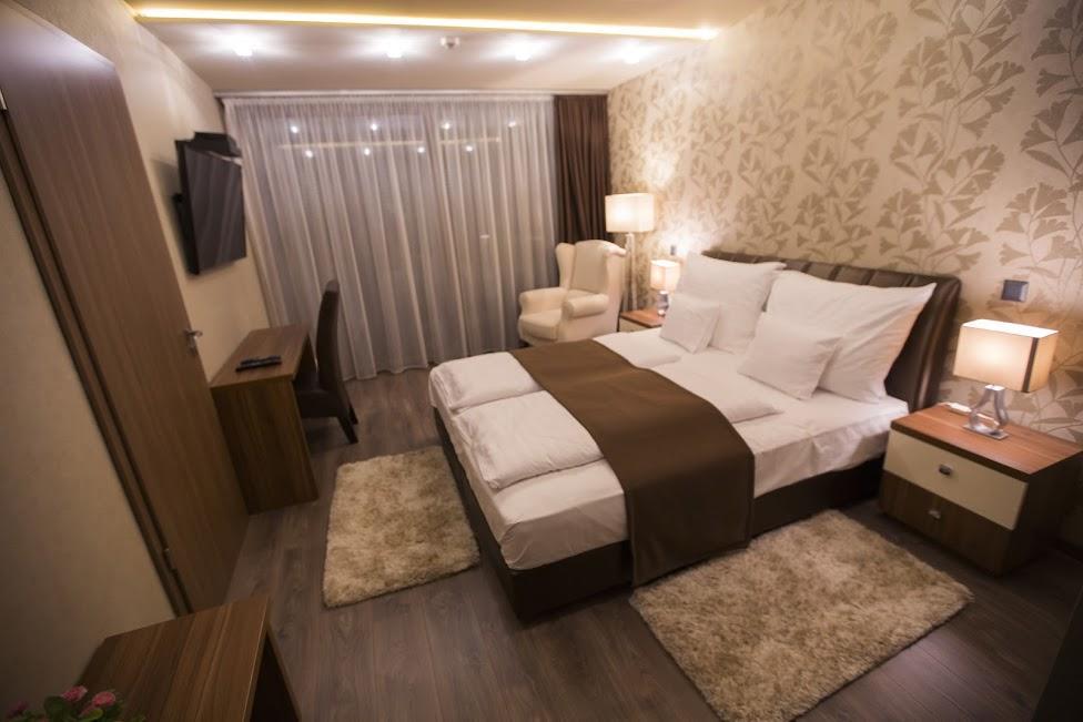 Pole Position Beach Hotel Balatonszarszo Luaran gambar